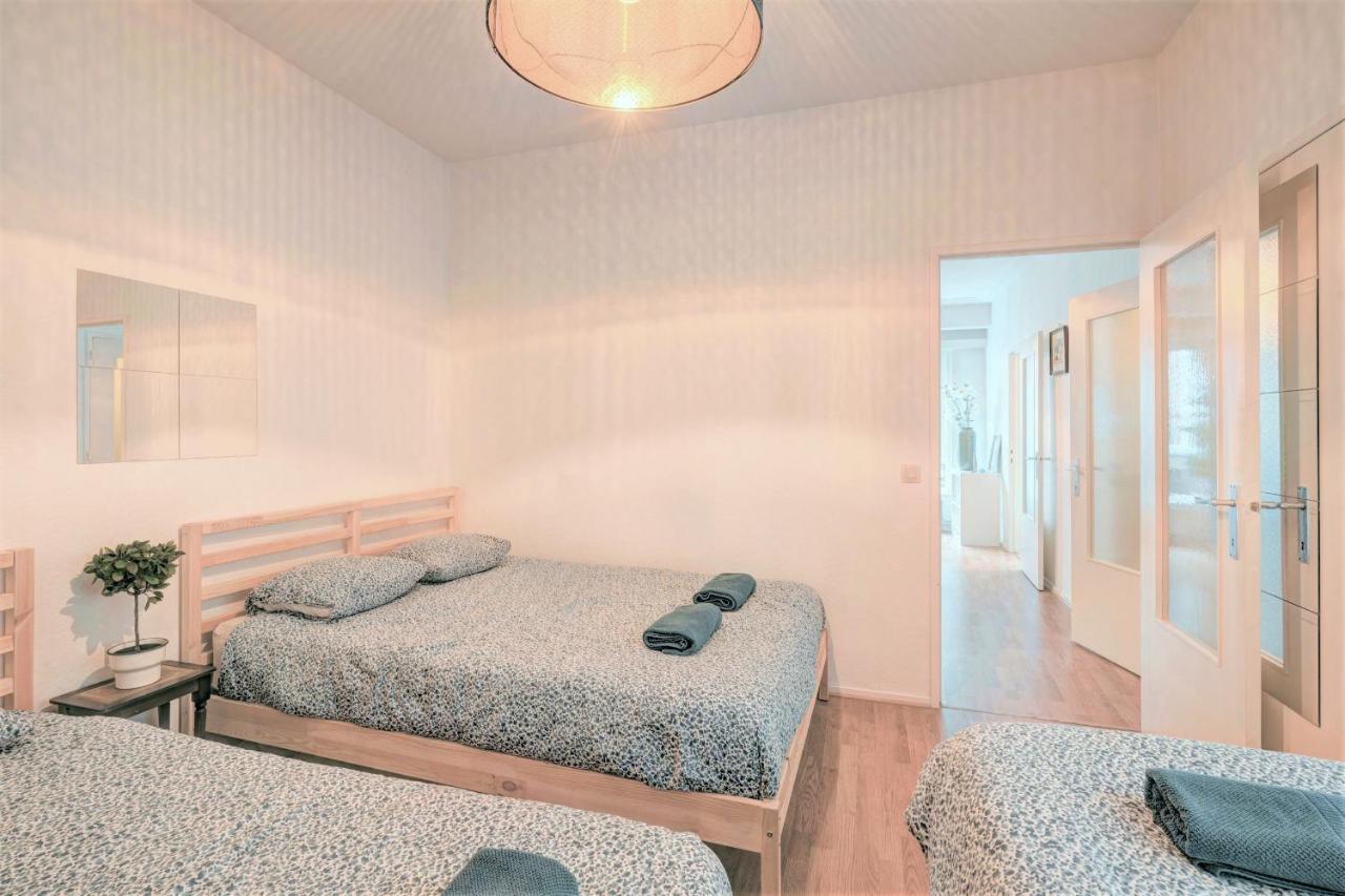 Lucky Lambert Apartment Антверпен Екстер'єр фото